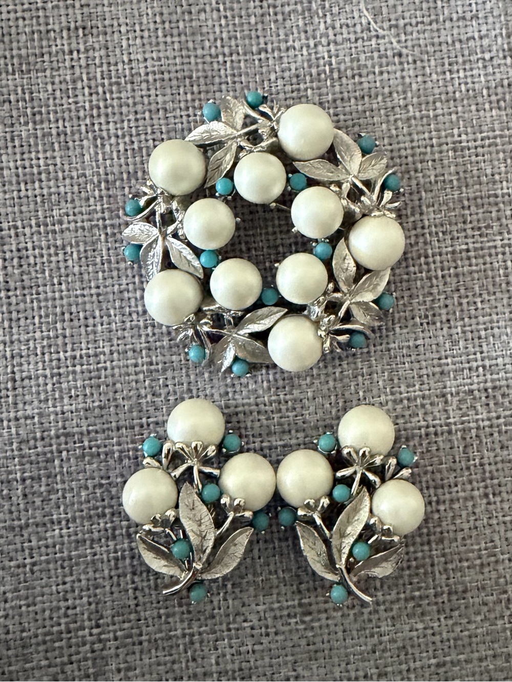 Sarah Coventry “Alaskan Summer” Brooch & Clip Earrings Set | Vintage Silver Tone